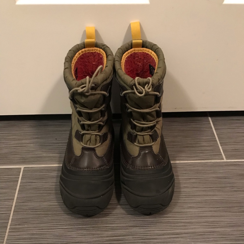 The north face boys alpenglow boots 2